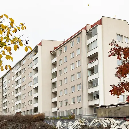 Close To Center, Tram Nearby, Netflix, Kamppi *